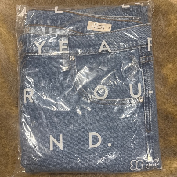 AYR The Bud Jean - Picture 5 of 6